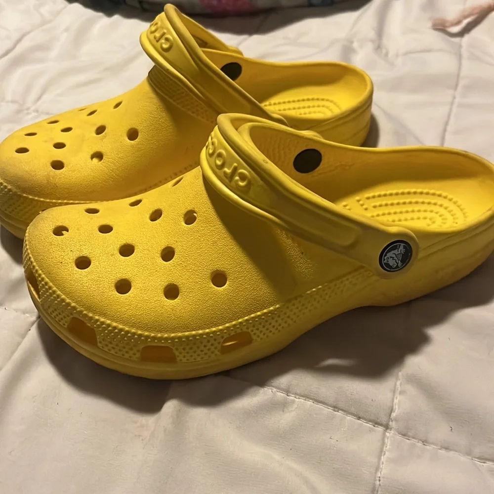 Yellow Crocs - Picture 2 of 3